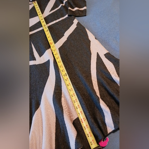 S/M sharp knit dress. - Picture 7 of 10